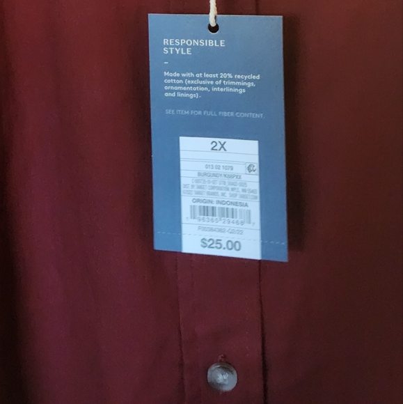 NWT 2x button long sleeve top - Picture 2 of 2